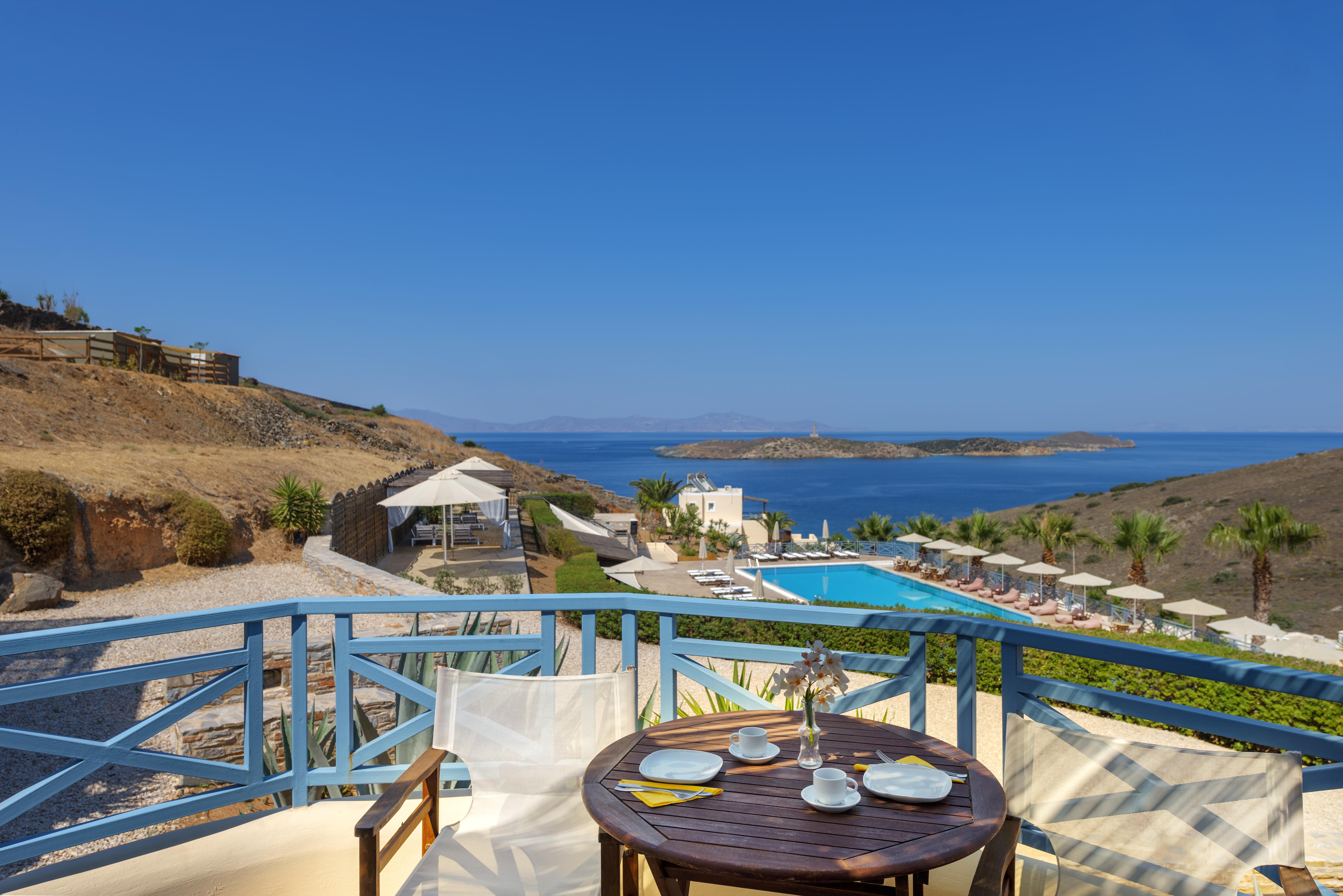 Sunrise Beach Suites Azolimnos Exterior photo