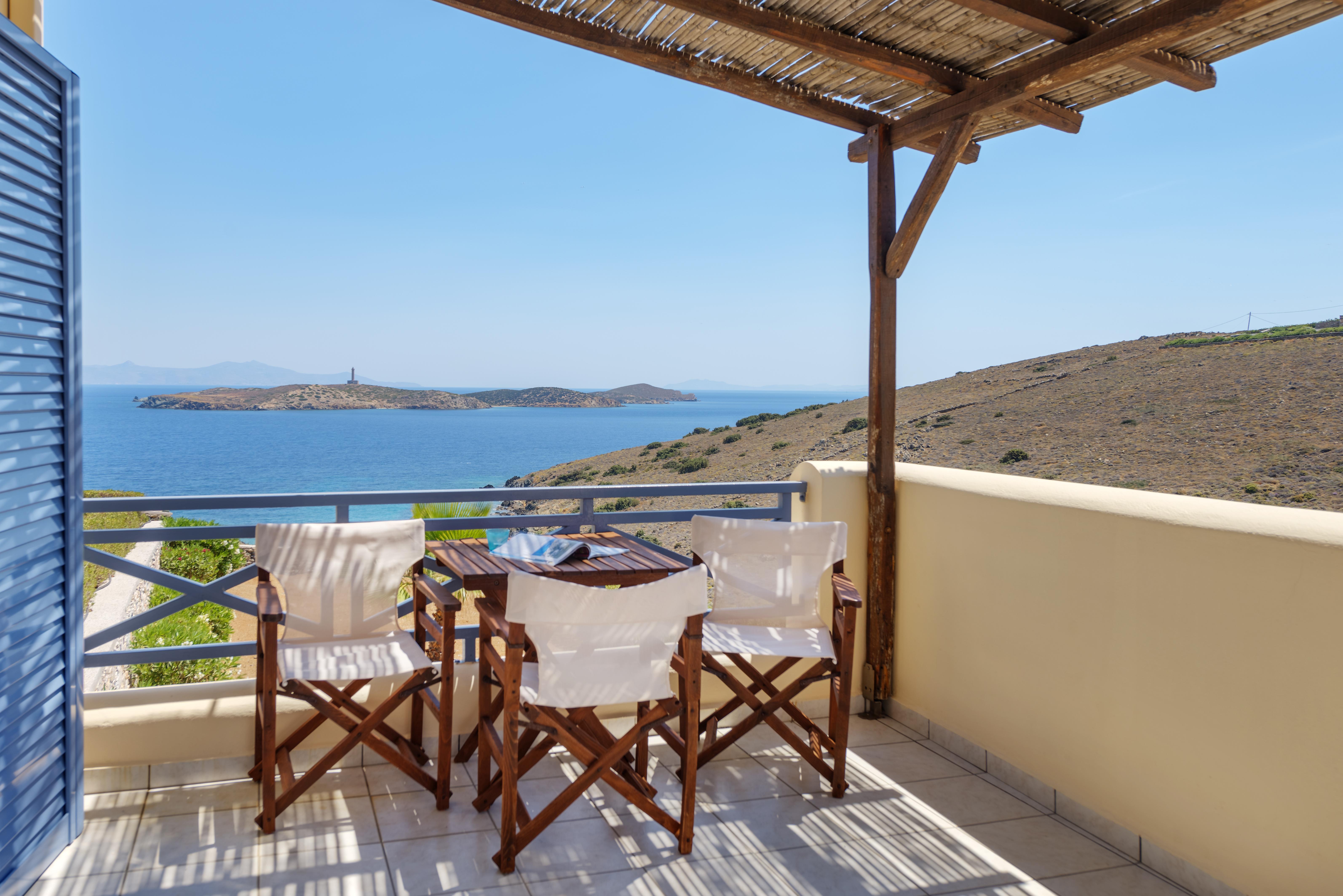 Sunrise Beach Suites Azolimnos Exterior photo